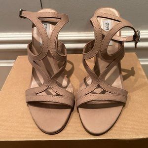 Steve Madden Tan Leather Accent Heels